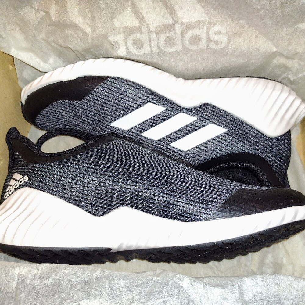 Adidas Child Running Shoes Size 4